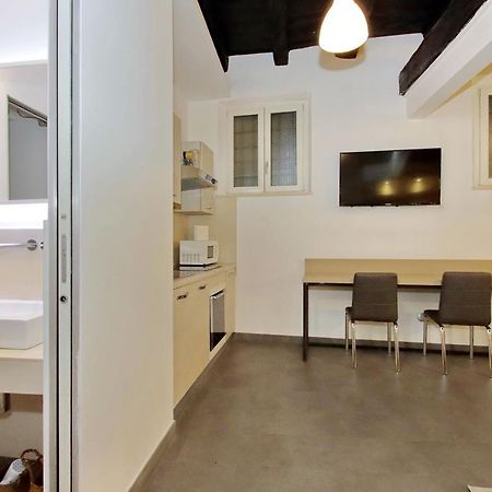 Trastevere Suites & Spa روما المظهر الخارجي الصورة